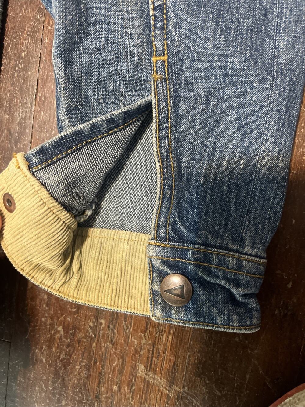 Urban Pipeline Up Jean Jacket Large Medium Wash Snaps Chest Pockets Relaxed 90s - Picture 4 of 9
